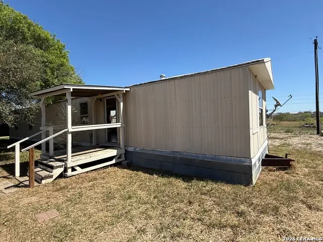 2811 Southern Breeze, Hondo, TX 78861 - #3