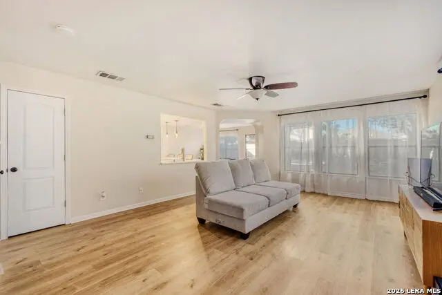 9959 Sunset Pl, San Antonio, TX 78245 - #2