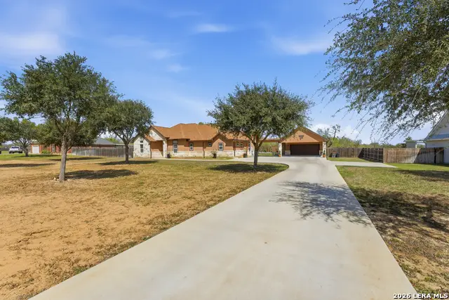 149 W Short Meadow Dr, Lytle, TX 78052 - #1