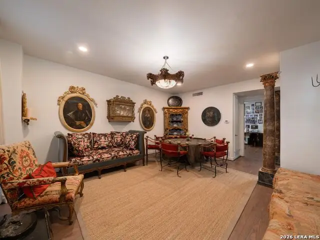 7707 Broadway #19A, San Antonio, TX 78209 - #2