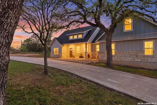 526 E Greenbriar, Granite Shoals, TX 78654 - #1