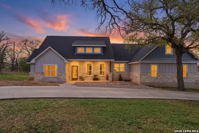 526 E Greenbriar, Granite Shoals, TX 78654 - #2