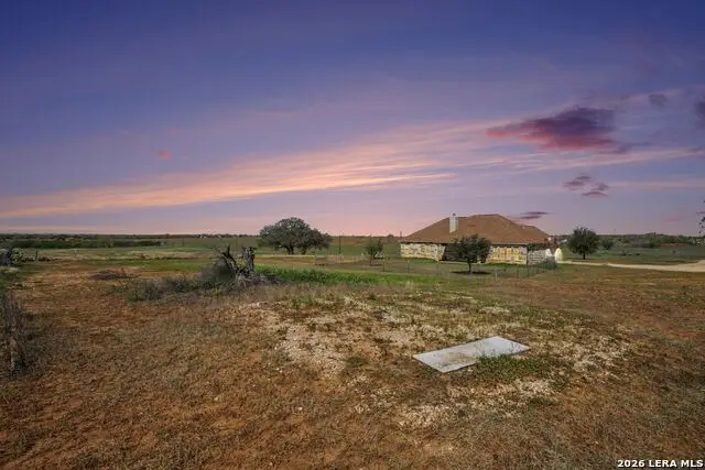 3270 County Road 405, Floresville, TX 78114 - #3