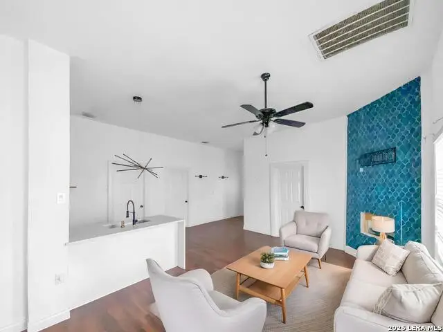 223 Porter, San Antonio, TX 78210 - #2