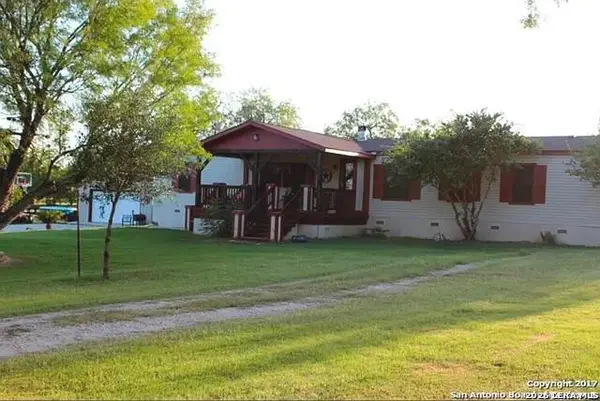 307 Homeridge, La Vernia, TX 78121
