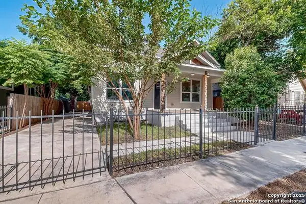 305 N Spruce, San Antonio, TX 78203