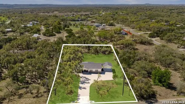 408 Rust Ranch Rd, Blanco, TX 78606