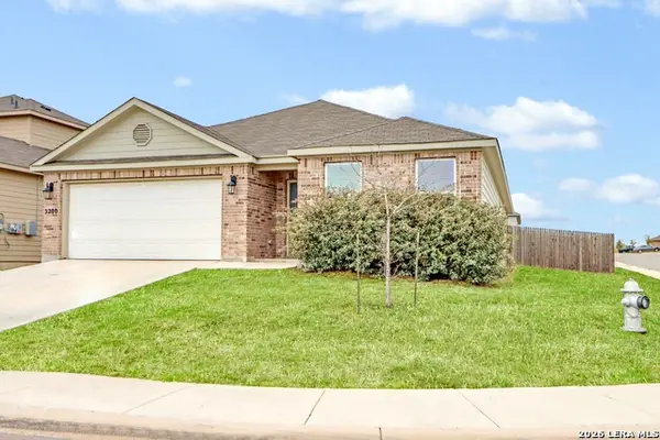 3200 Broad View, Seguin, TX 78155