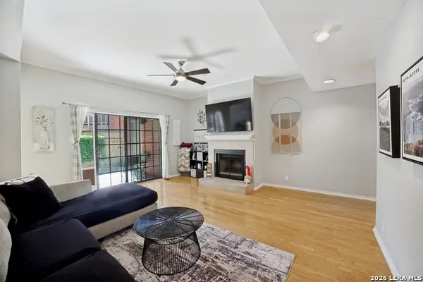 7930 Roanoke Run #801, San Antonio, TX 78240