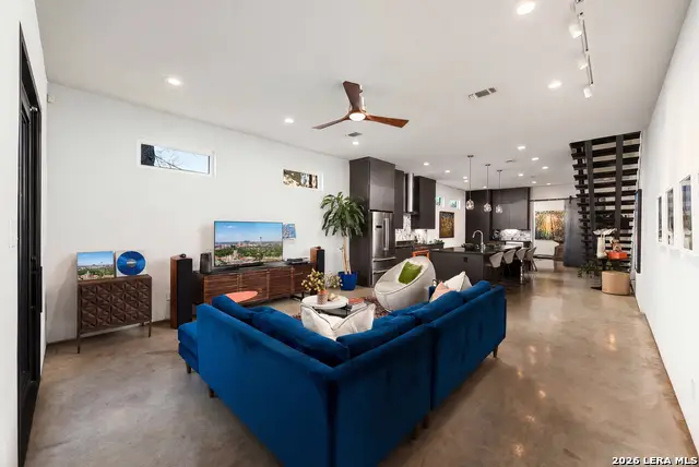 132 Clay, San Antonio, TX 78204 - #3