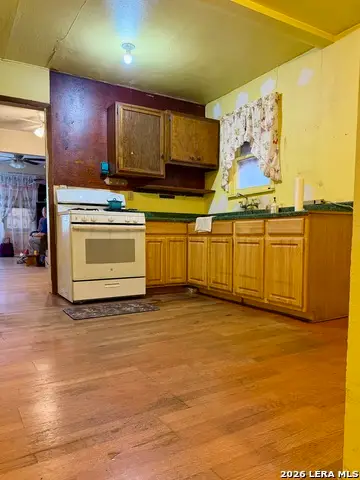 437 Glendale, San Antonio, TX 78237 - #1