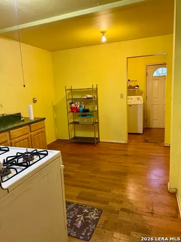 437 Glendale, San Antonio, TX 78237 - #2