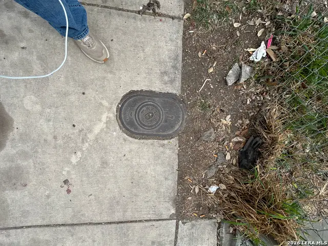 1612 San Patricio, San Antonio, TX 78207 - #2