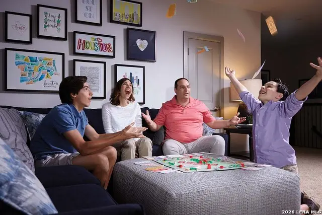 10019 Grandview Rd, Boerne, TX 78006 - #2