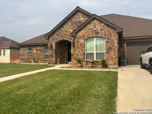 104 Park View, Poth, TX 78147 - #2