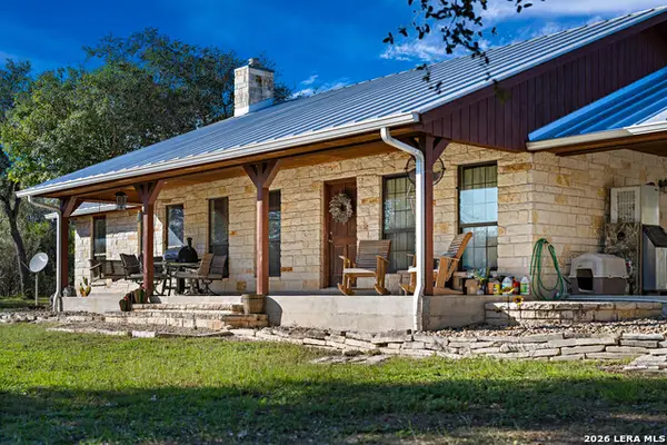 7869 County Road 203, Beeville, TX 78102