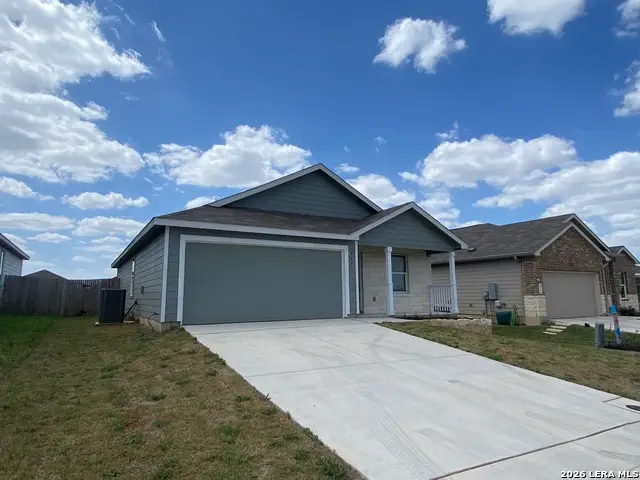917 Riviera, Seguin, TX 78155 - #1