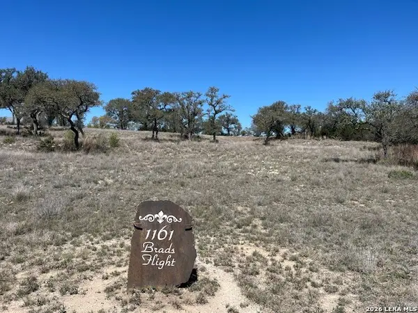 1161 Brads Flight, Canyon Lake, TX 78133