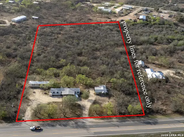 2806 S Us Highway 83, Uvalde, TX 78801 - #1