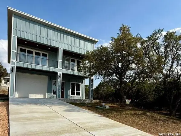 748 Riviera, Canyon Lake, TX 78133