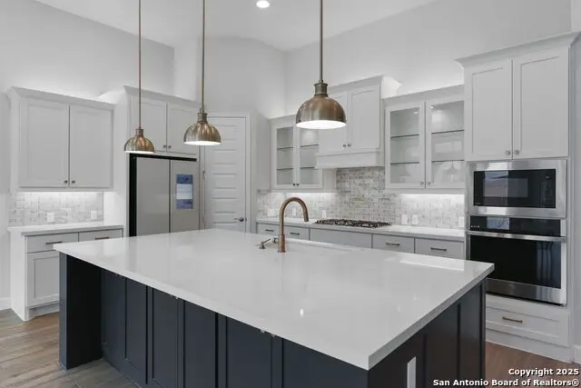 10016 Rebecca, Boerne, TX 78006 - #2