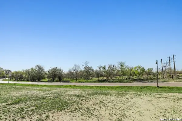 2320 Chavaneaux, San Antonio, TX 78214