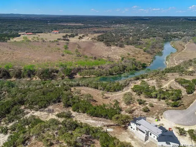 2042 Paradise Pkwy, Canyon Lake, TX 78133 - #2