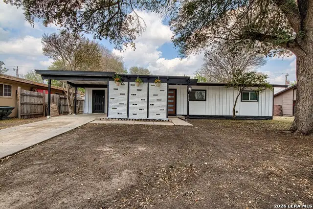 5027 Village Crst, San Antonio, TX 78218 - #2