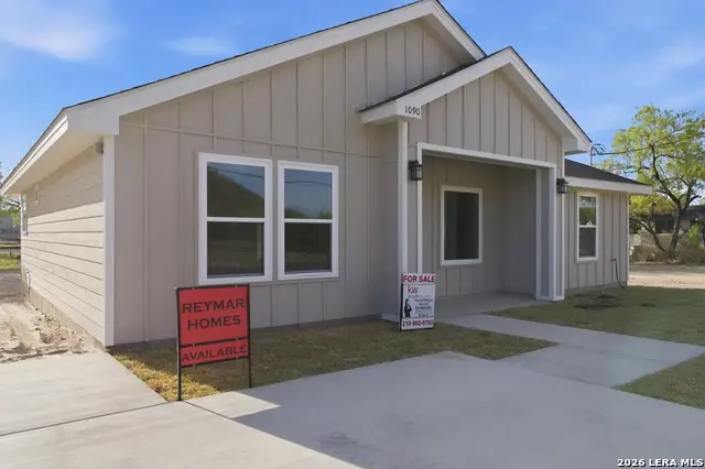 1090 Kifuri Street, Eagle Pass, TX 78852 - #2