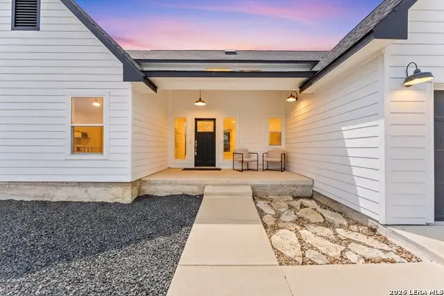 1090 Arcadia Dr, Canyon Lake, TX 78133 - #2