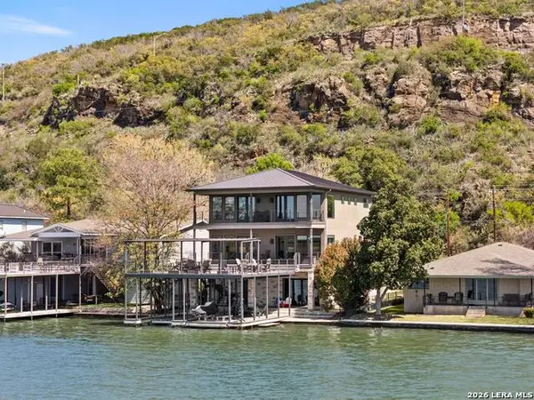 926 Scenic, Kingsland, TX 78639