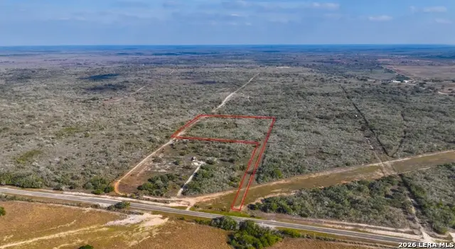 000 Charco Rd, Beeville, TX 78102 - #1