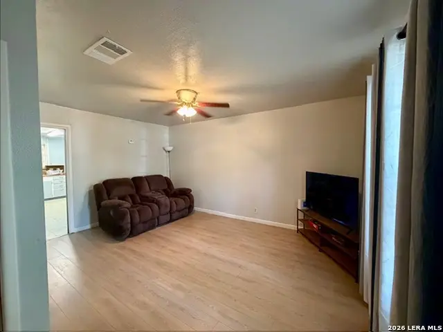 3231 Autumn, Kirby, TX 78219 - #2