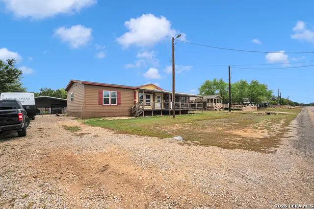 592 Private Road 1510, Bandera, TX 78003 - #1