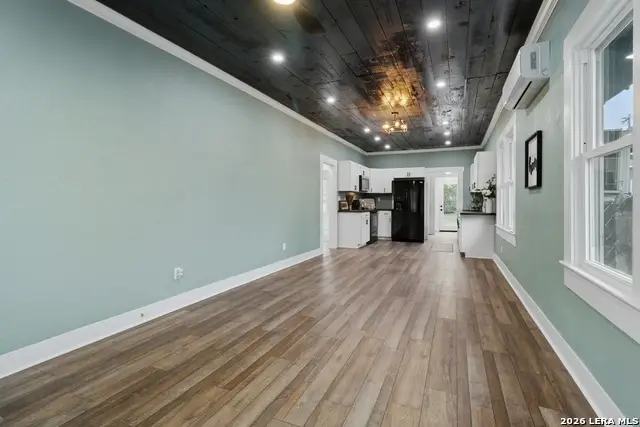 1214 E Drexel Ave, San Antonio, TX 78210 - #3