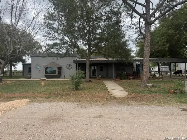 7084 Richter, Elmendorf, TX 78112
