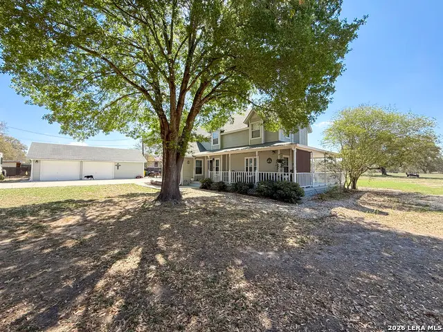 702 County Road 6612, Devine, TX 78016 - #3