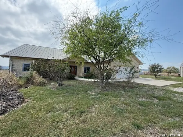 385 Silver Wings, Medina, TX 78055