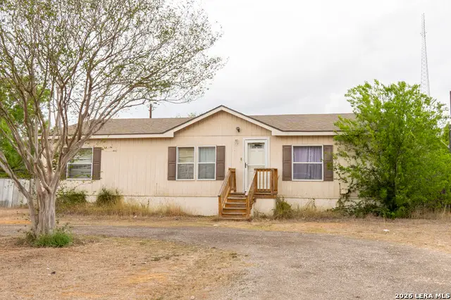 507 Beech, Jourdanton, TX 78026 - #2