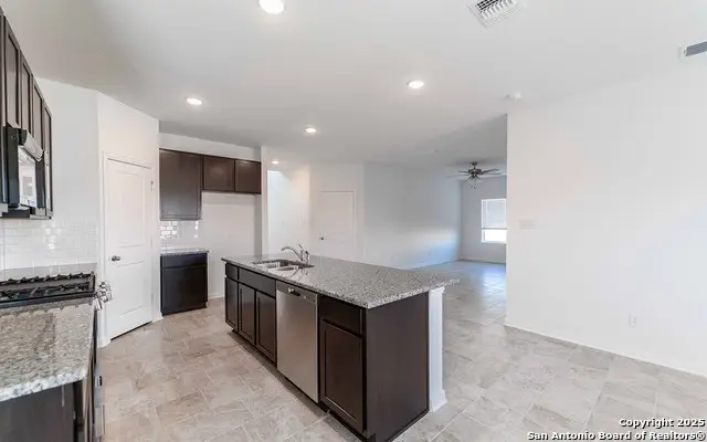 5223 Olene Flats, Von Ormy, TX 78073 - #2