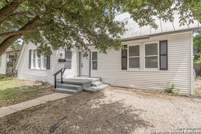 1913 Santa Anna, San Antonio, TX 78201 - #1