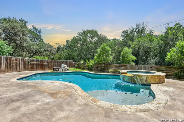 15840 Walnut Creek, San Antonio, TX 78247