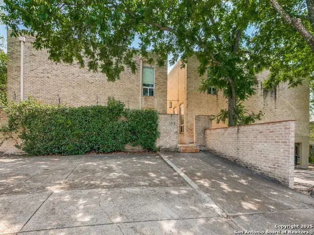 166 Elizabeth Rd #C, San Antonio, TX 78209 - #1