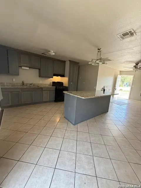 6067 Castle Queen, San Antonio, TX 78218 - #3