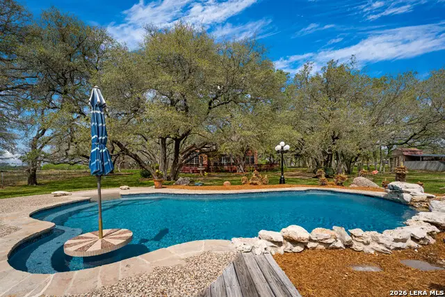 230 Shamrock, Floresville, TX 78114 - #2