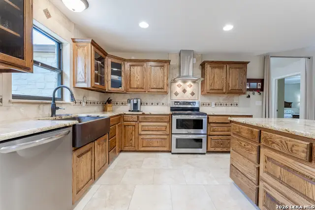 110 Suttles Ave, San Marcos, TX 78666 - #2