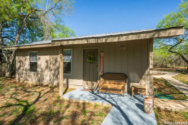 1048 County Road 640, Hondo, TX 78861 - #1