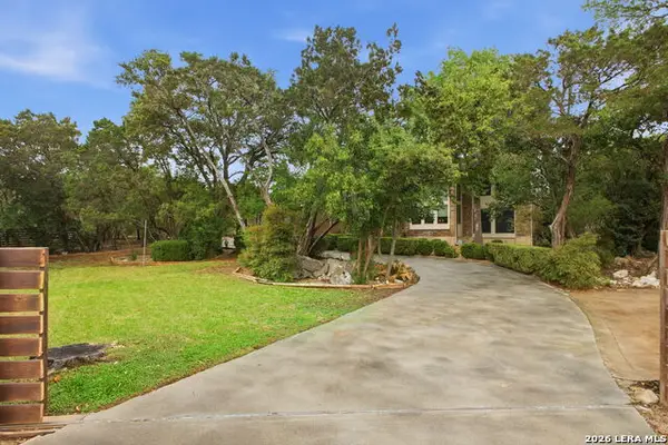 14502 Circle A Trl, Helotes, TX 78023