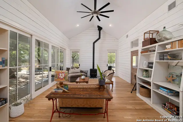 125 El Cerrito, Hollywood Park, TX 78232 - #3