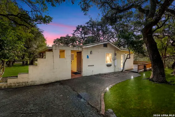 25327 Triangle, San Antonio, TX 78255